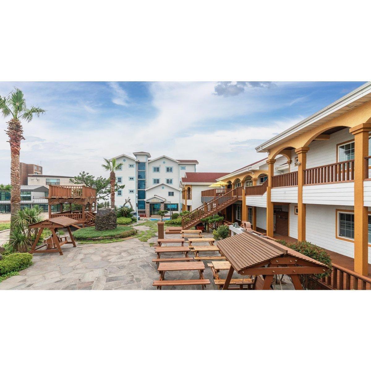 Grim Resort Jeju Exterior photo